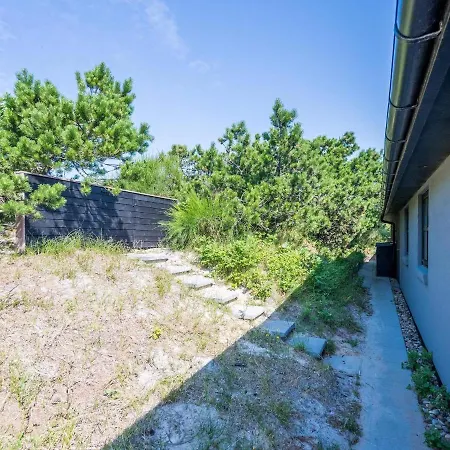 Henne Xiii Holiday home *